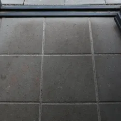 Tegel 30x30x4 facet HK grijs klein pakket