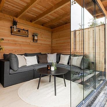 Gardenlux Industriële glazen wand 224x278,5cm alu. zwart gecoat