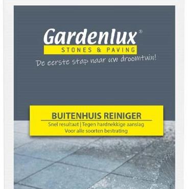 Gardenlux Buitenhuisreiniger verwijdert vlekken van bladeren